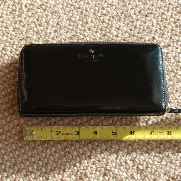 Kate Spade NY clutch wallet - Picture 3 of 9